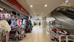 Lucky Plaza (D9), Retail #507401731